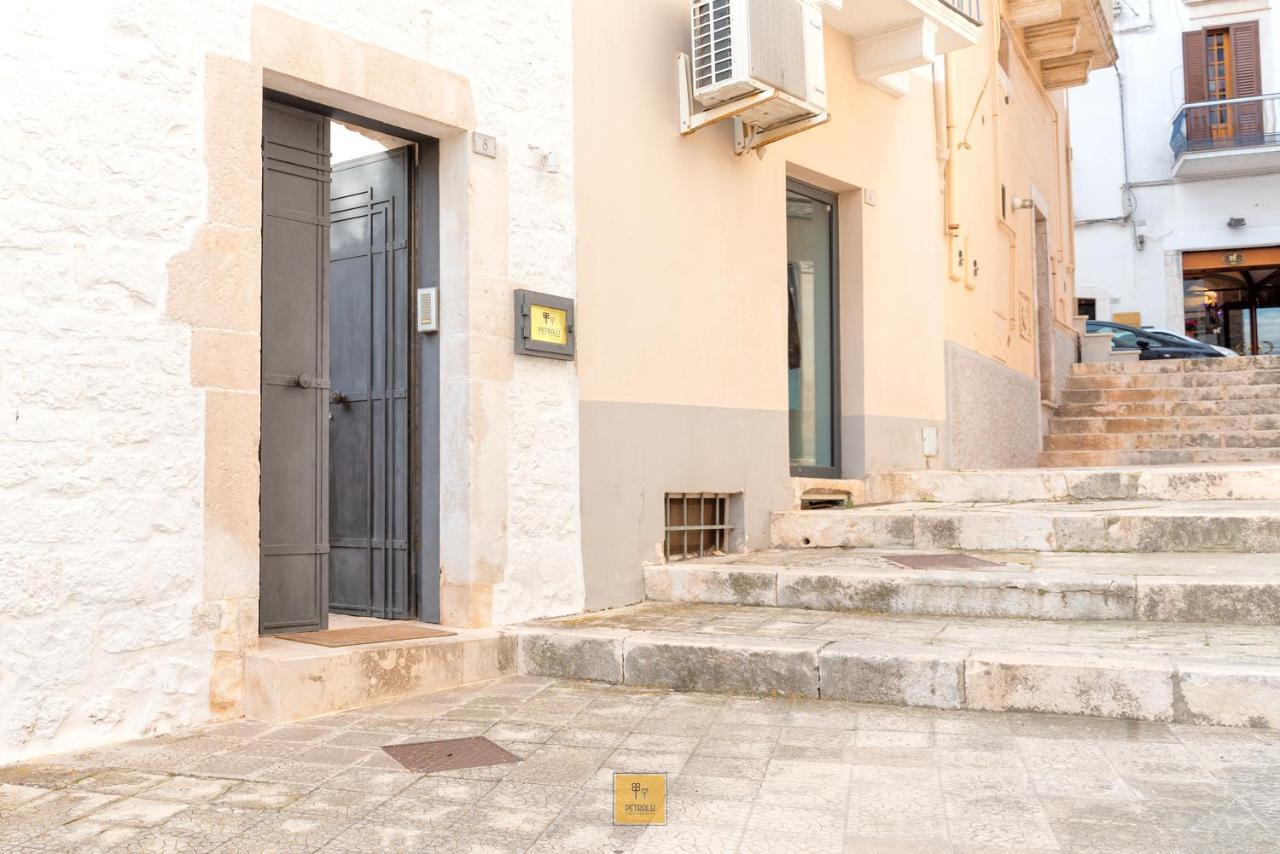 Petralu By La Puglia In Un Trullo Villa Locorotondo Luaran gambar